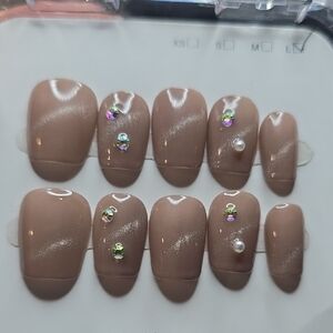 Handmade Super Short Large Cat Eye Rhinestone Press On Nails Dark Nude Taupe Y2K